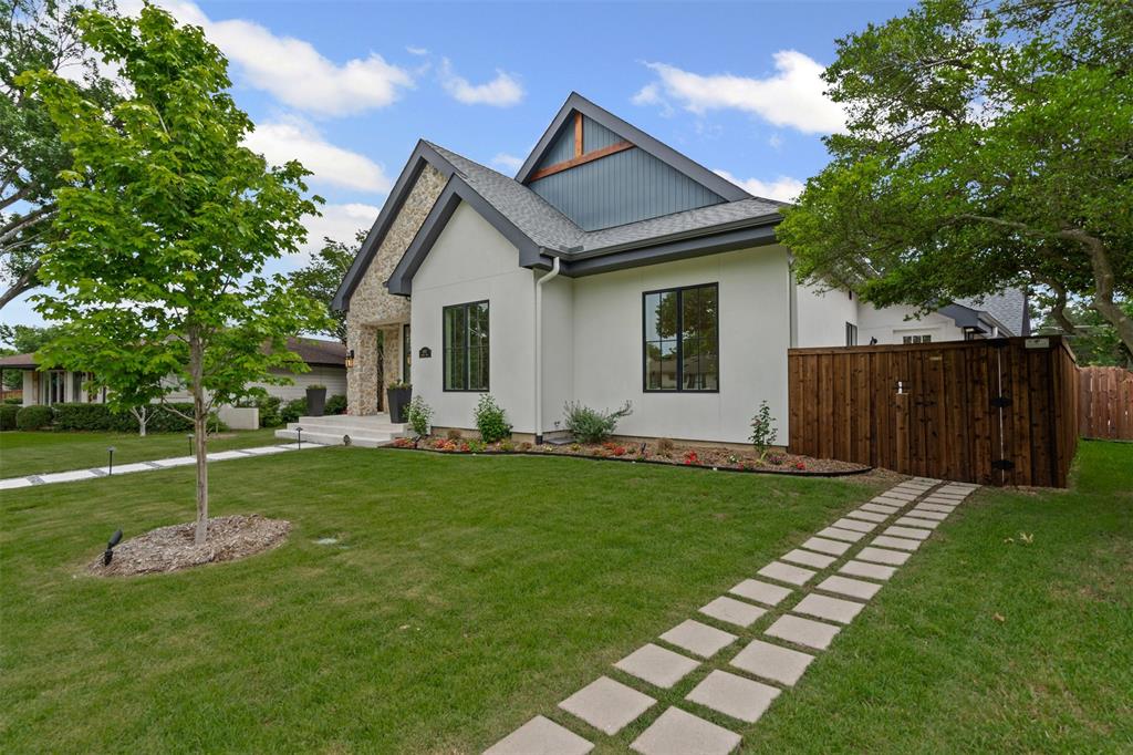 9007 Leaside Drive