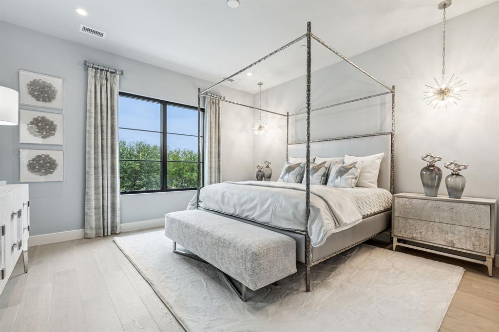 Oak Alley - Residential