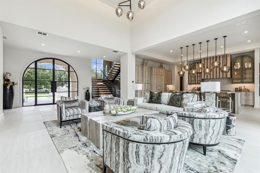 Oak Alley - Residential