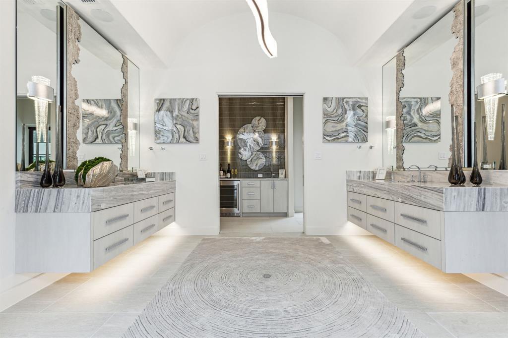 Oak Alley - Residential