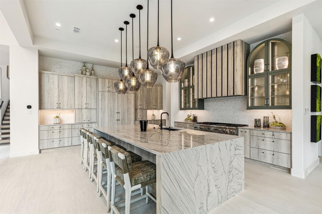 Oak Alley - Residential