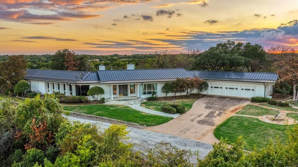 717 OYSTER HILL ST, WEATHERFORD, TX 76086 - Image b73ed2c0fb3a55de27c9db4fe03f47e9/2874102385