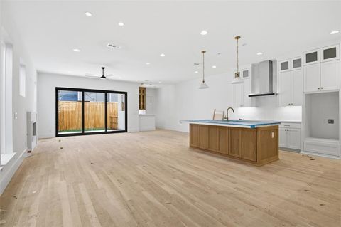 Tiny photo for 5626 Martel Avenue, Dallas, TX 75206 (MLS # 21173173)