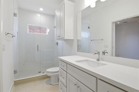 Tiny photo for 5626 Martel Avenue, Dallas, TX 75206 (MLS # 21173173)