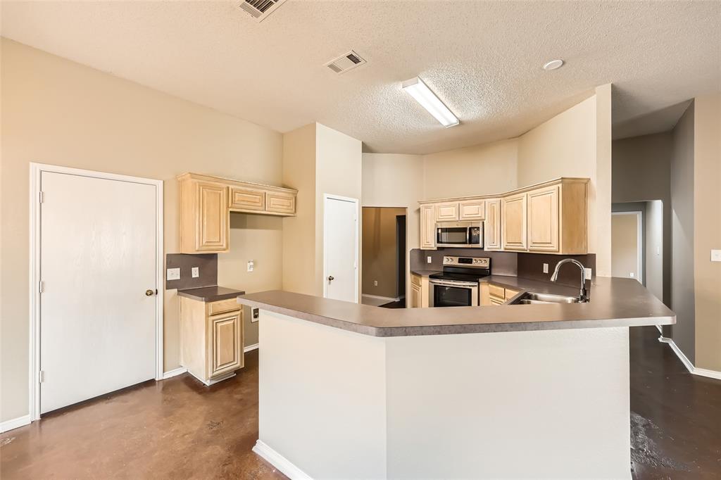 7921 Mourning Dove Drive