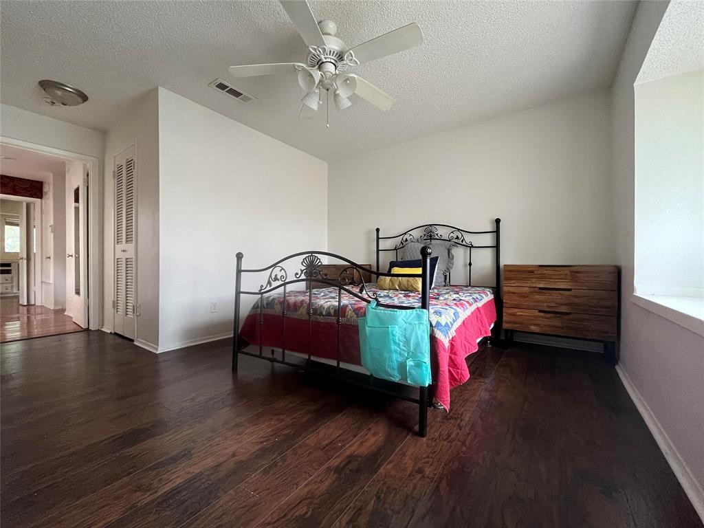 Meadowbrook Hills Chimney Wood - Residential