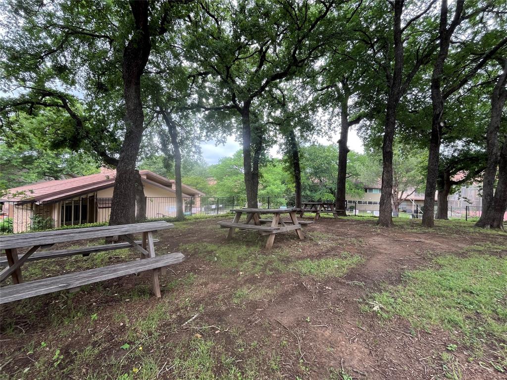 Meadowbrook Hills Chimney Wood - Residential