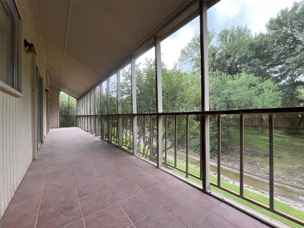 Meadowbrook Hills Chimney Wood - Residential