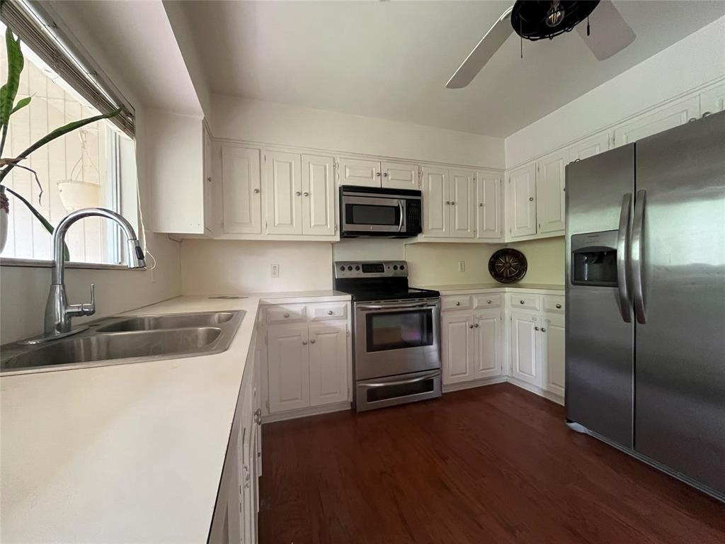 Meadowbrook Hills Chimney Wood - Residential