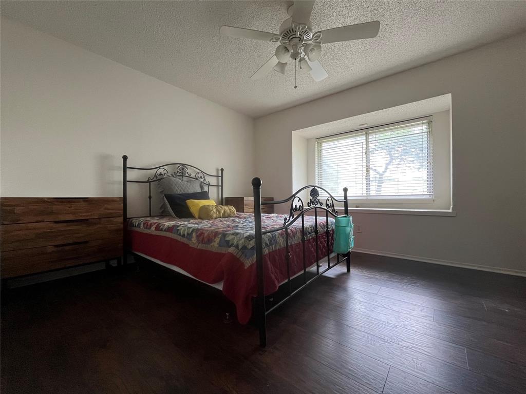 Meadowbrook Hills Chimney Wood - Residential