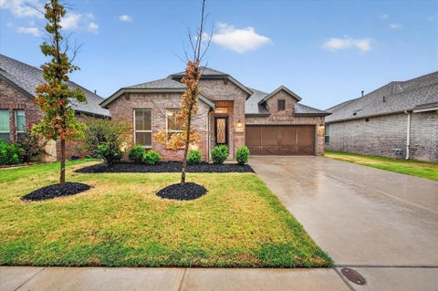 Photo of 5120 Beautyberry Drive, Fort Worth, TX 76036 (MLS # 21402343)