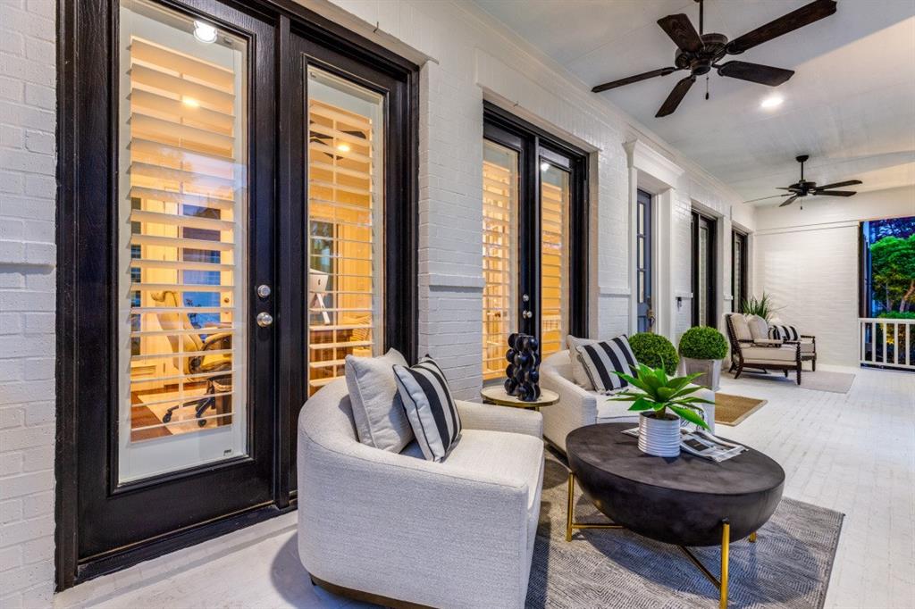 3515 Hickory Grove Lane