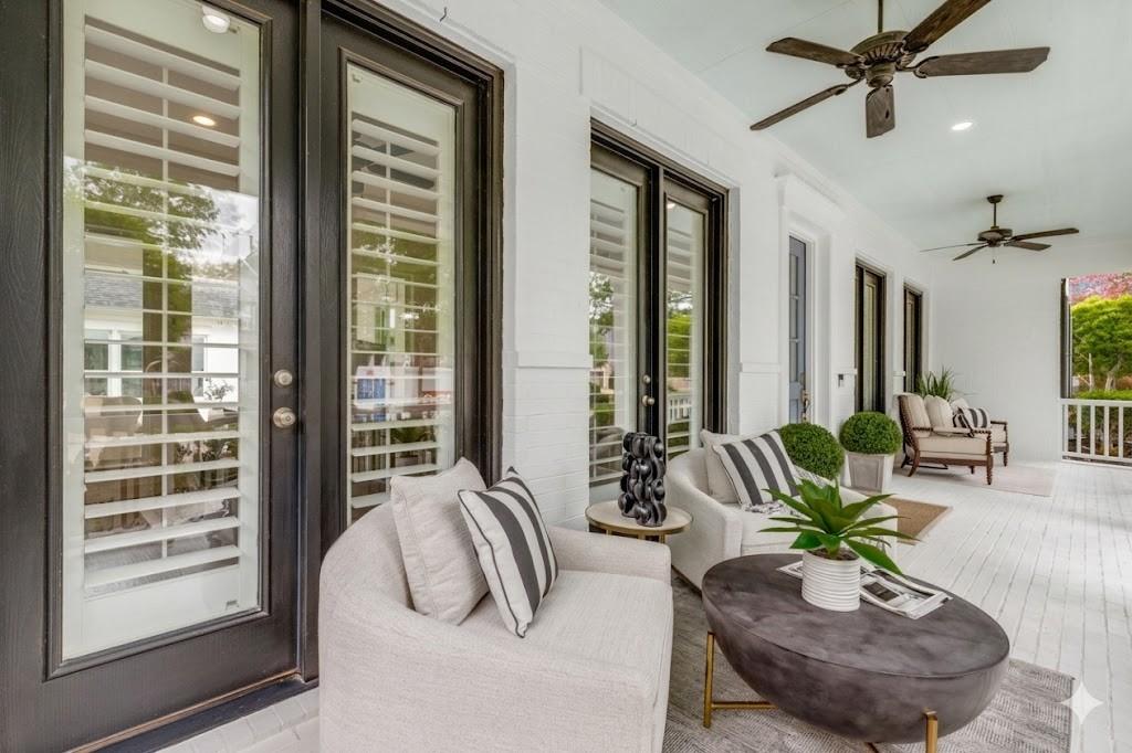 3515 Hickory Grove Lane