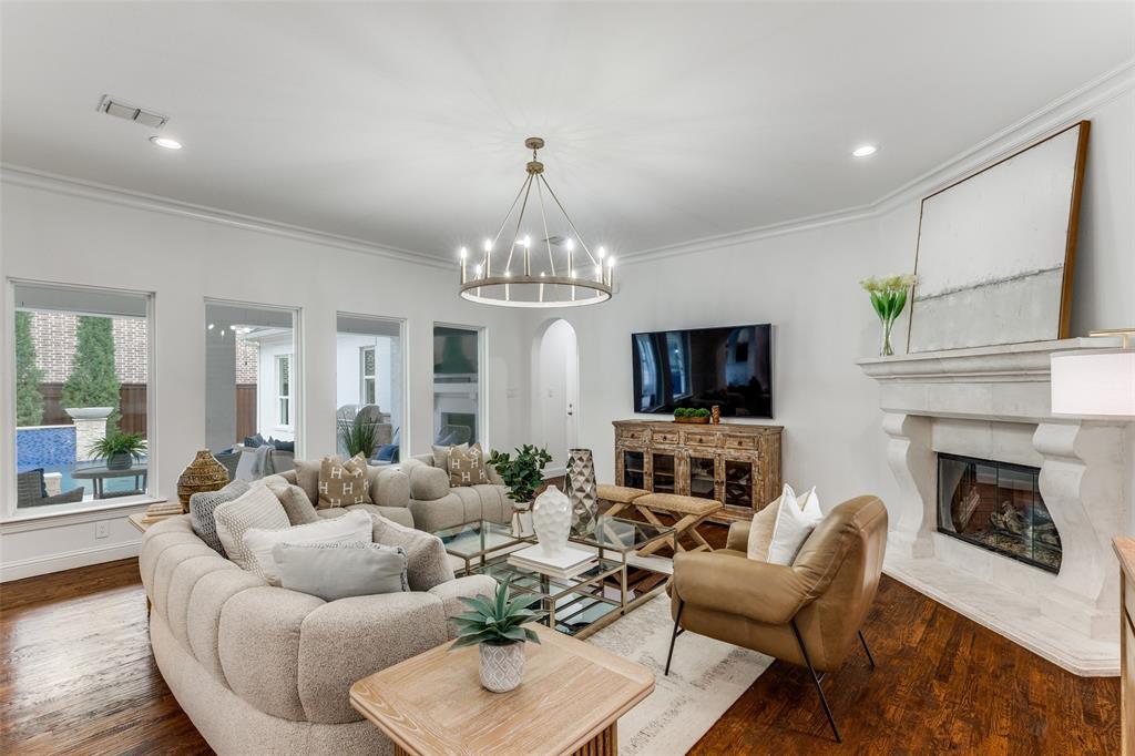 3515 Hickory Grove Lane