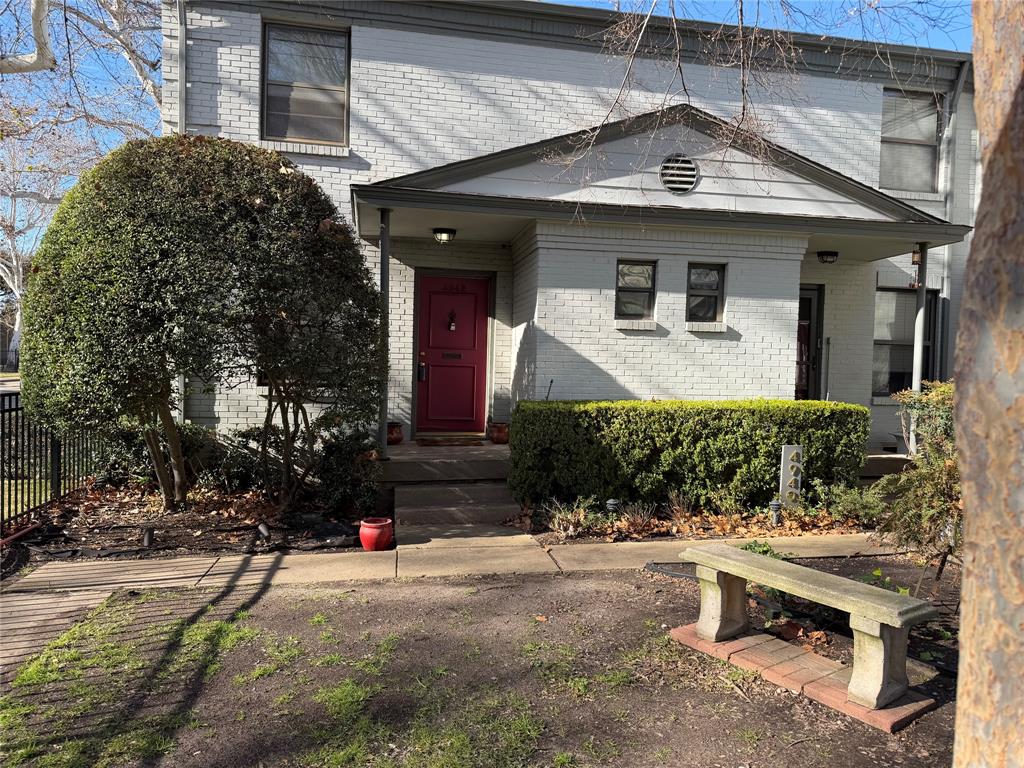 Westbury Park Condo - Residential