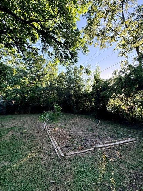 Tiny photo for 3321 Herring Avenue, Waco, TX 76708 (MLS # 21341222)