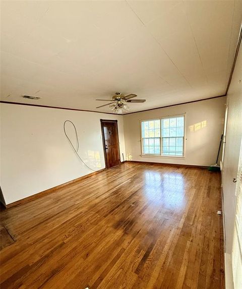 Tiny photo for 3321 Herring Avenue, Waco, TX 76708 (MLS # 21341222)
