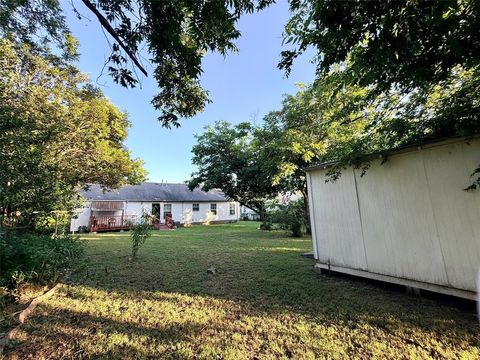 Tiny photo for 3321 Herring Avenue, Waco, TX 76708 (MLS # 21341222)