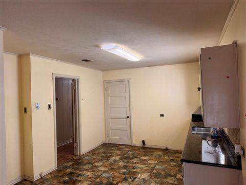 Tiny photo for 3321 Herring Avenue, Waco, TX 76708 (MLS # 21341222)