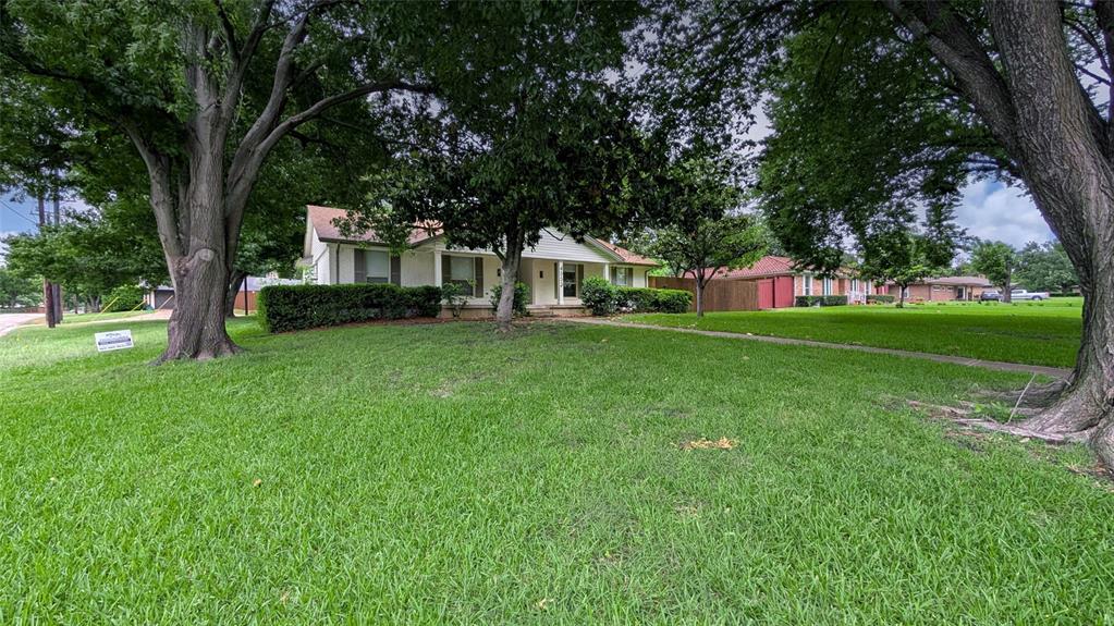 4553 Ivy Drive