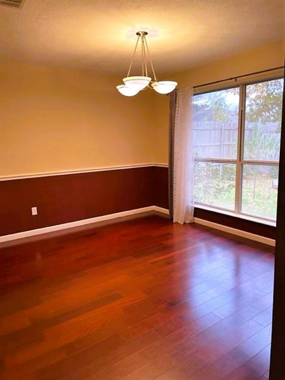 Arlington, Texas 76016, United States, 3 Bedrooms Bedrooms, ,2 BathroomsBathrooms,Residential,Pending,125320