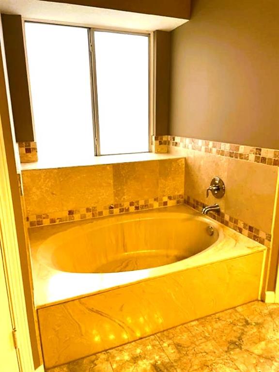 Arlington, Texas 76016, United States, 3 Bedrooms Bedrooms, ,2 BathroomsBathrooms,Residential,Pending,125320