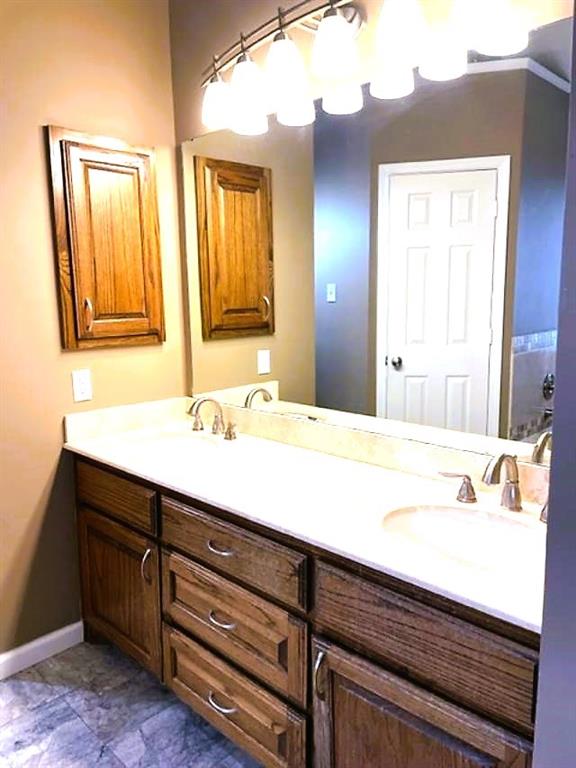 Arlington, Texas 76016, United States, 3 Bedrooms Bedrooms, ,2 BathroomsBathrooms,Residential,Pending,125320