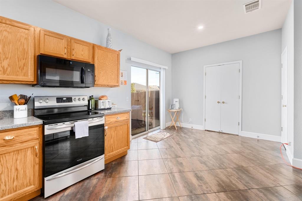 Colonial Place - Residential