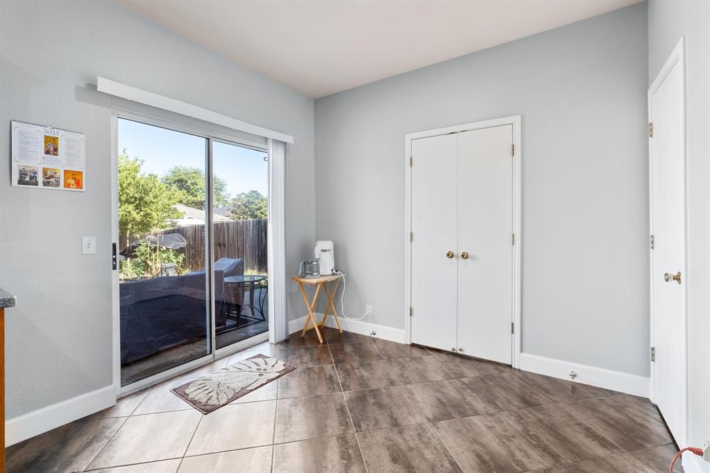 Colonial Place - Residential