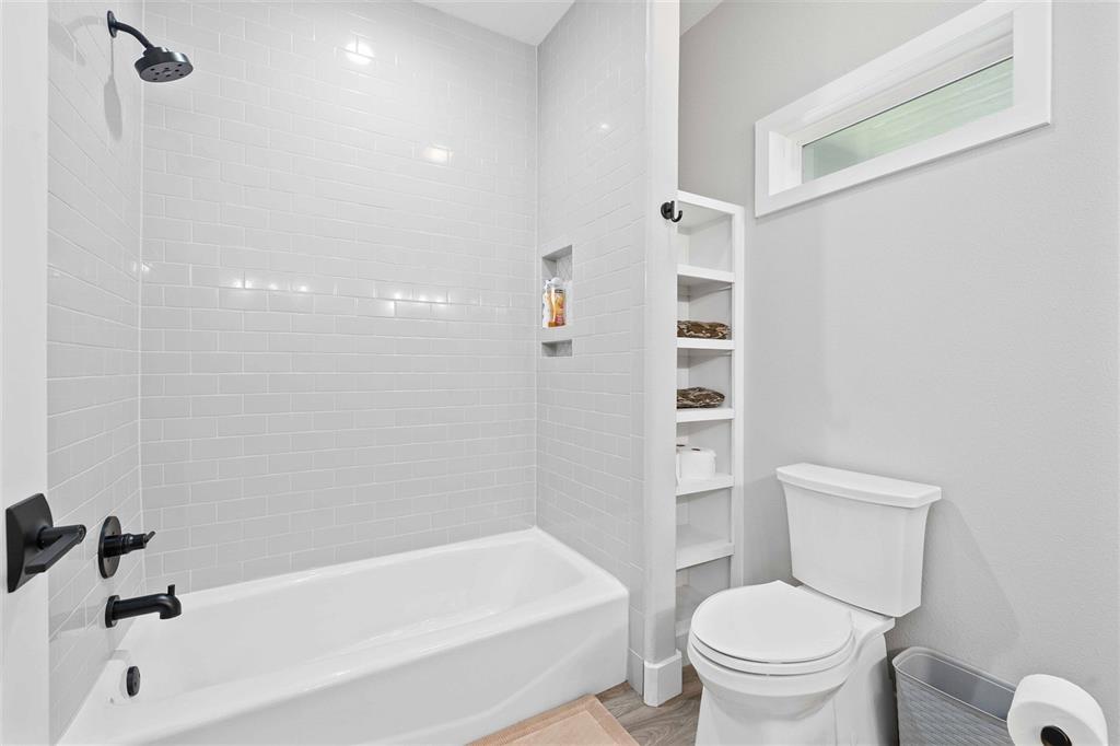 Kings Point Cove - Residential