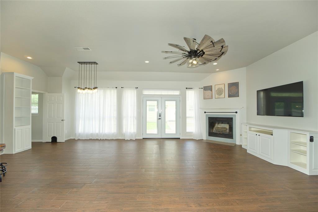 732 N Elm Street