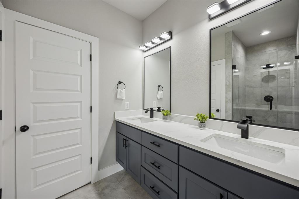 Lagow School - Residential