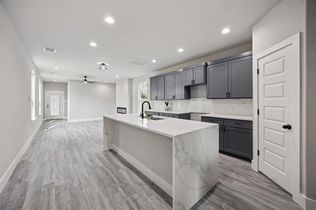 Lagow School - Residential