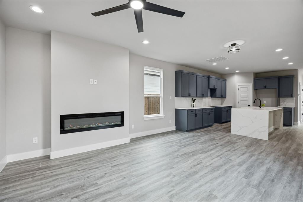 Lagow School - Residential