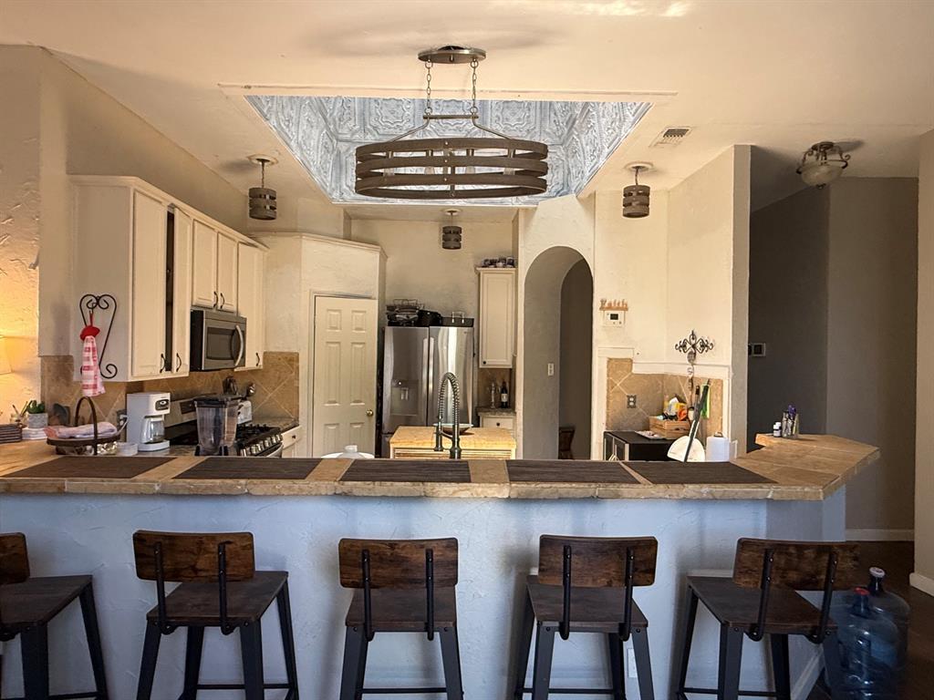 4210 Honeysuckle Drive