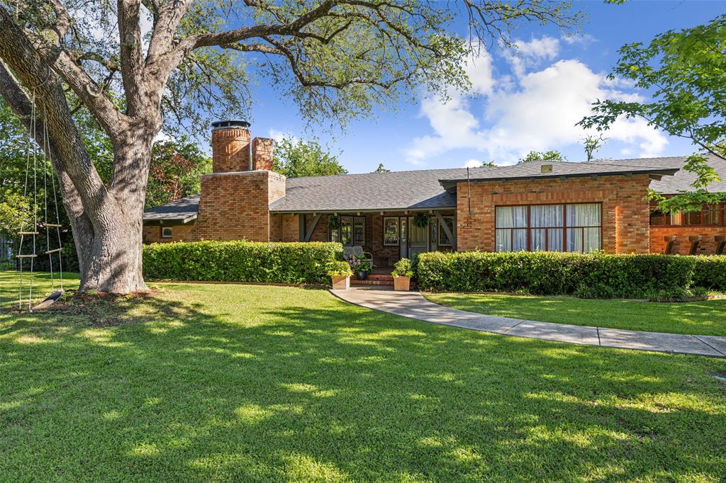4549 Walnut Hill Lane