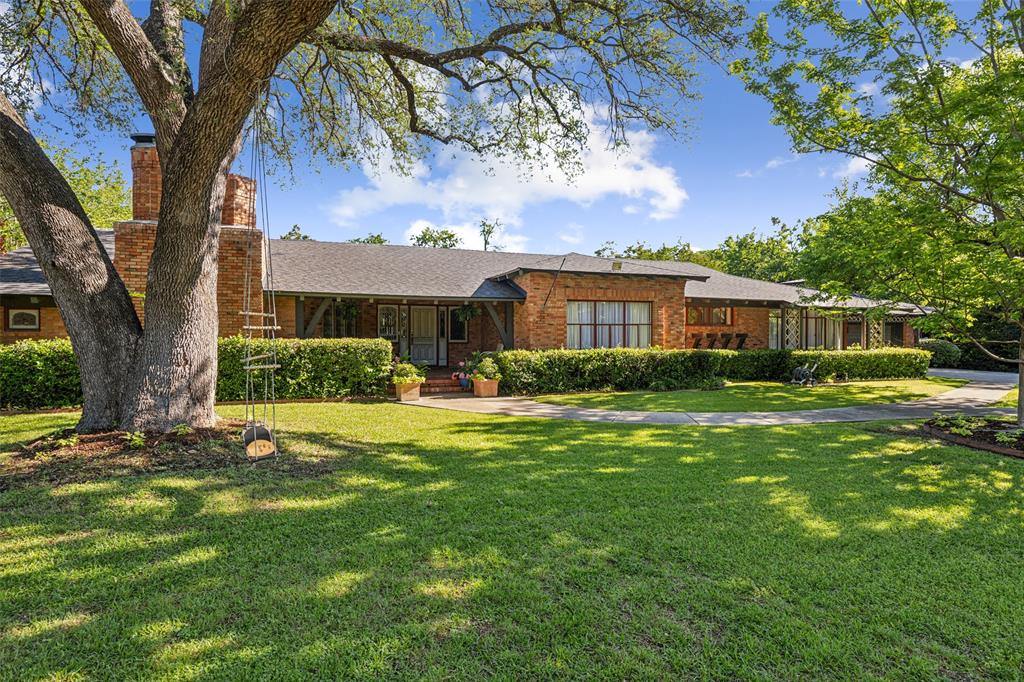 4549 Walnut Hill Lane