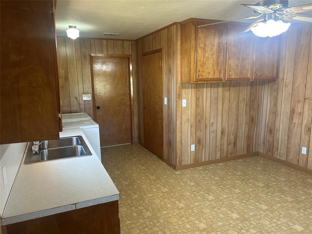 John W Clighorn Surv A-74 - Residential