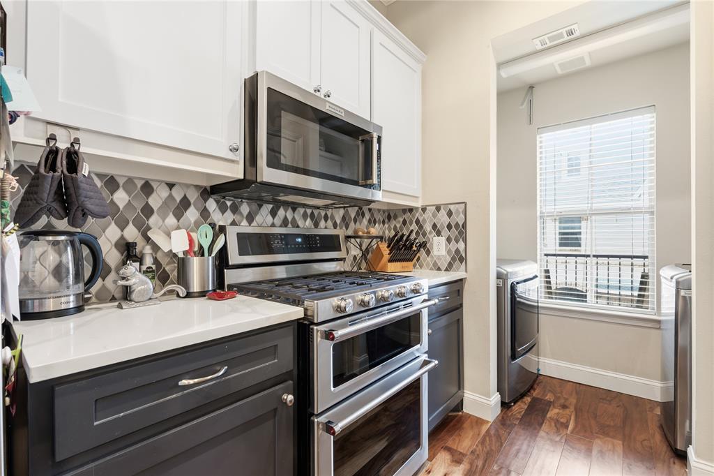 Villas At Ash Creek - Residential