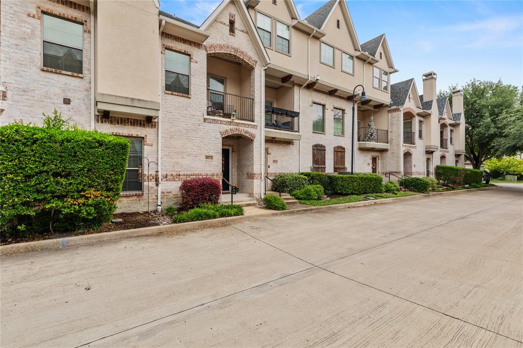 8824 Tudor Place