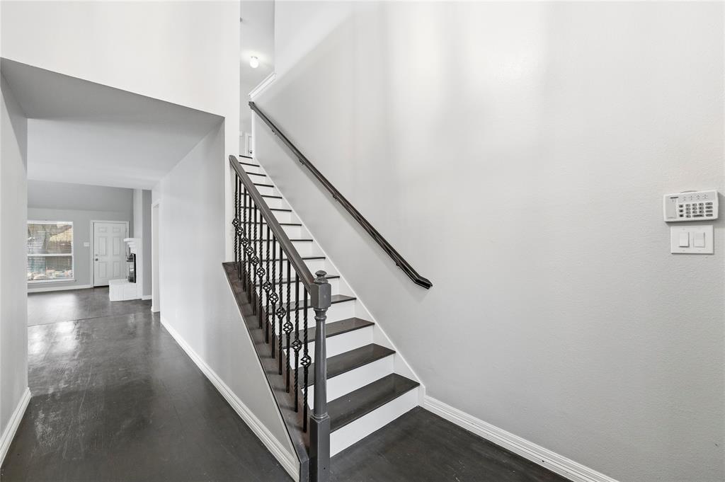 2213 Ridgewood Drive