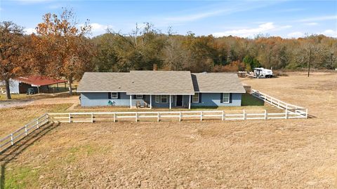 Photo of 12637 State Highway 19 N, Athens, TX 75752 (MLS # 21136586)