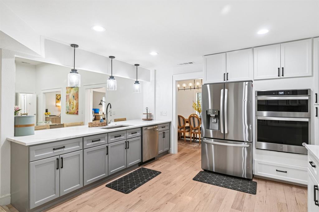 6625 Rolling Vista Drive