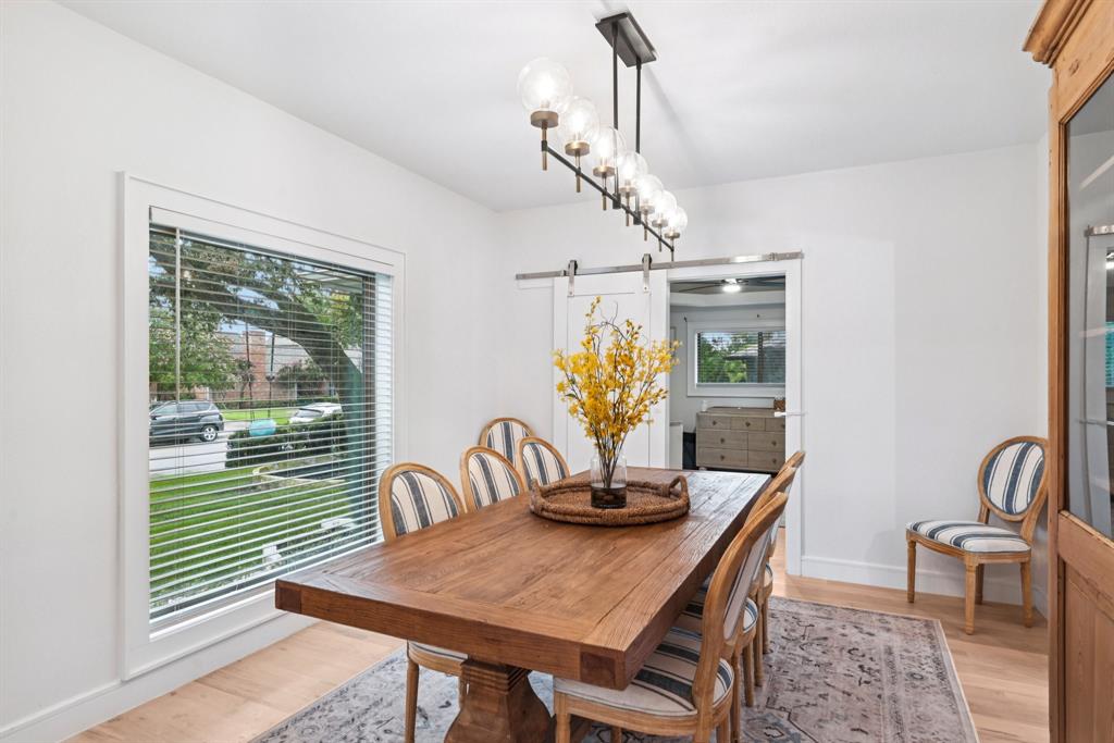 6625 Rolling Vista Drive
