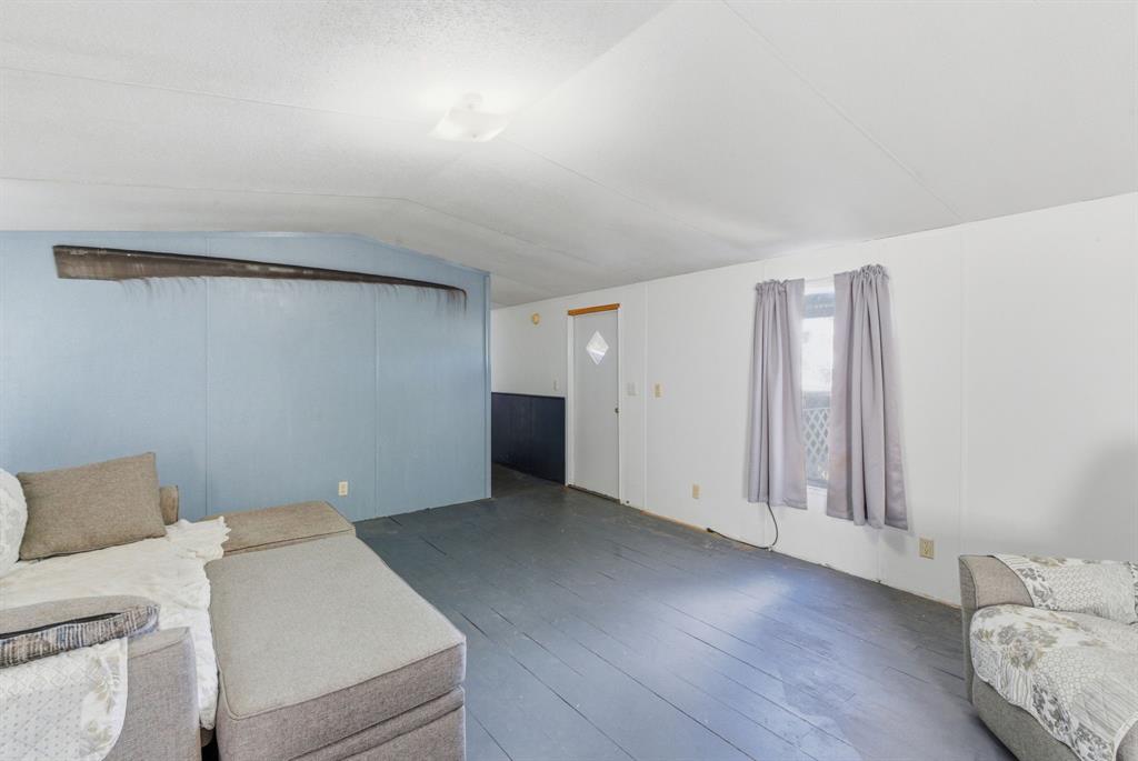 144 Oak Meadows Drive
