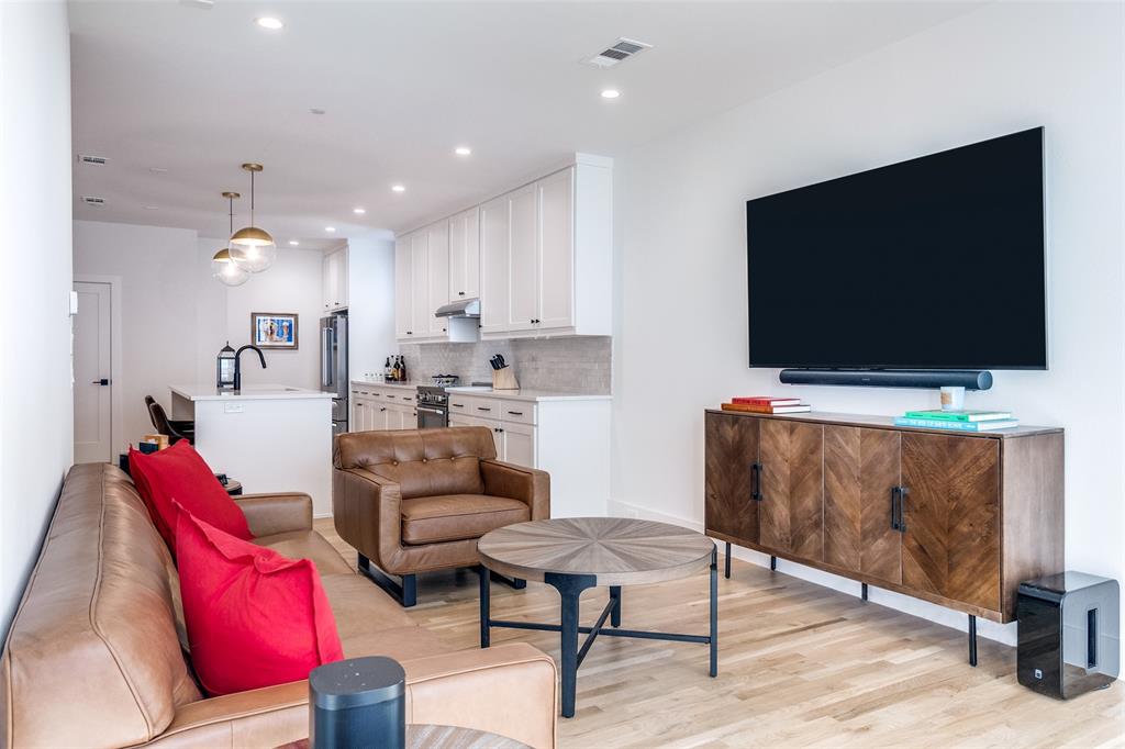 Lakeside - Residential