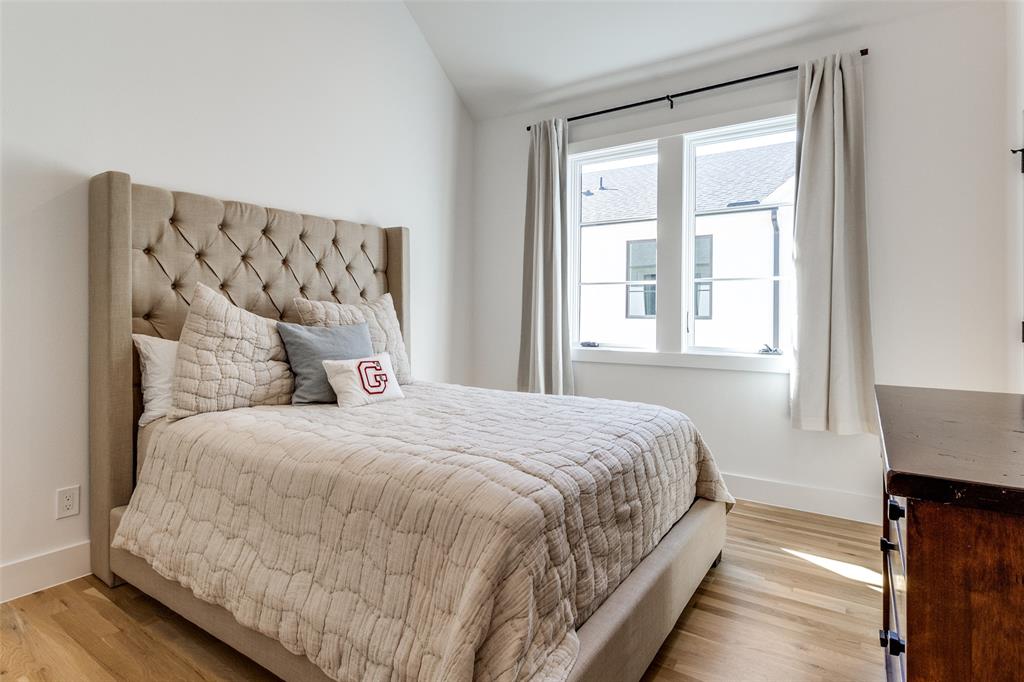 Lakeside - Residential