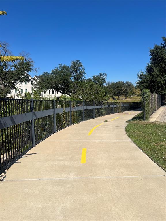 Lakeside - Residential