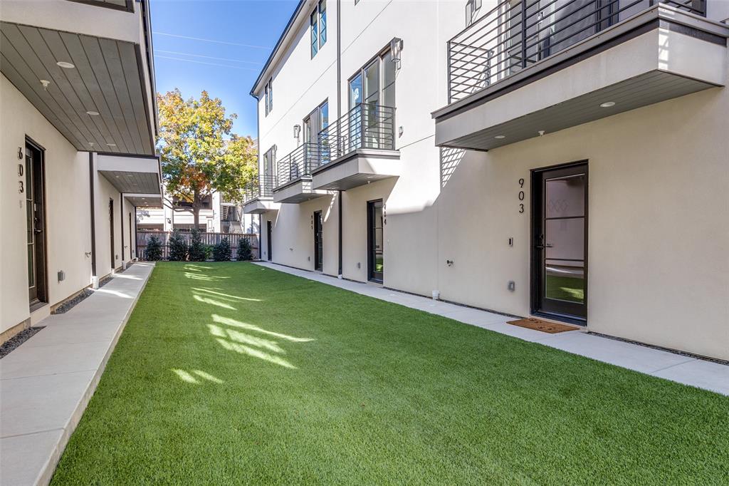 Lakeside - Residential