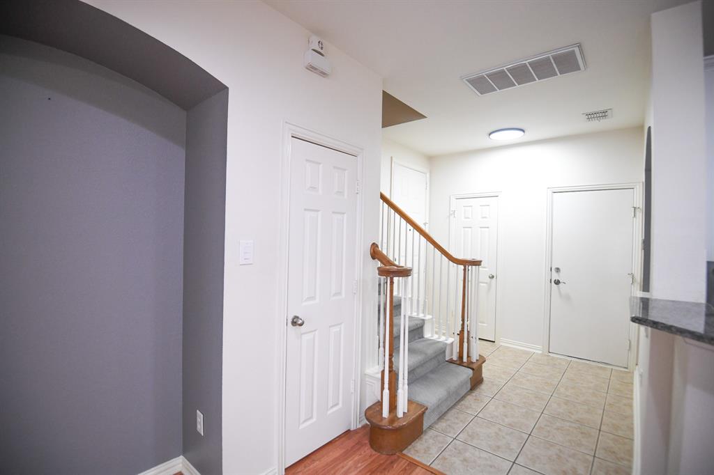 Quail Creek Twnhs Add - Residential